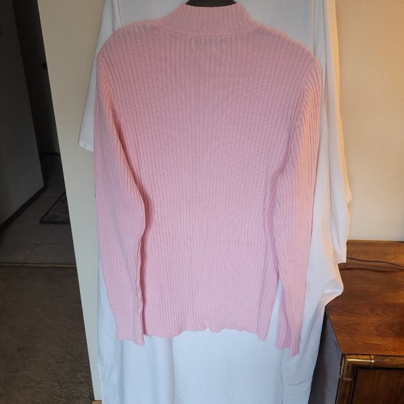 Classic Cardigan ZIppered Pink Sweater Medium (309) - Picture 3 of 4